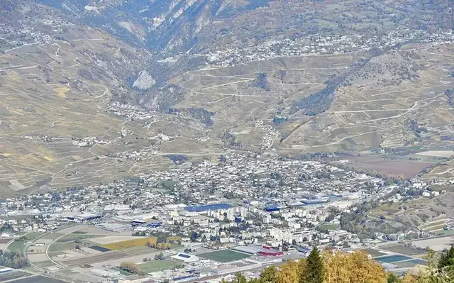 Pompe à chaleur à Conthey — bourg et villages