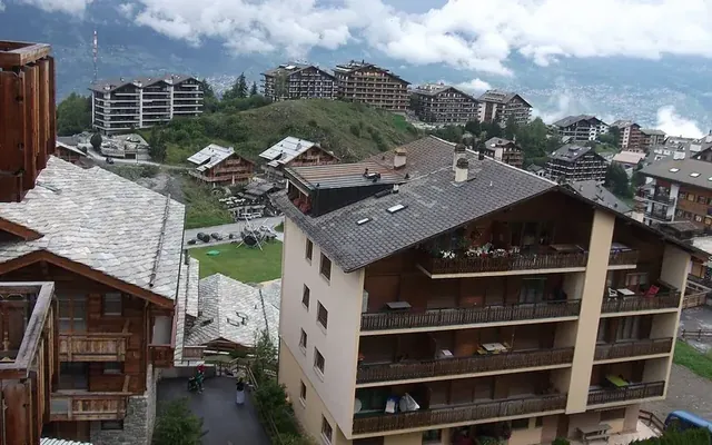 Pompe à chaleur à Nendaz — de la plaine à Haute-Nendaz